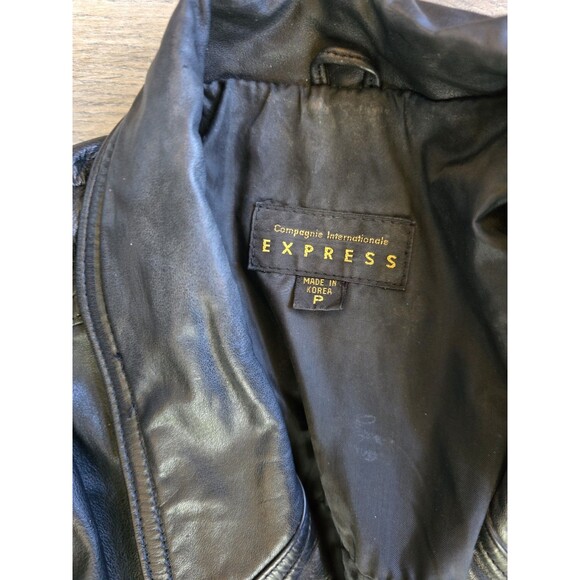 VTG Express Black Leather Trench Coat Shoulder Pads Petite SZ 12? MISSING BUTTON - Picture 3 of 12